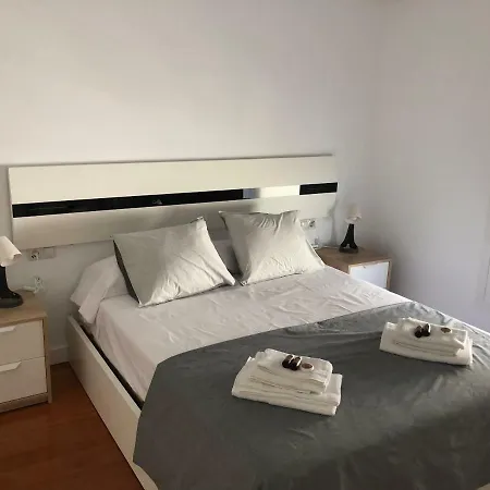 Malagueta 1 Linea Playa Centro Apartamento *